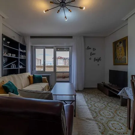 Atico Vinas Apartment