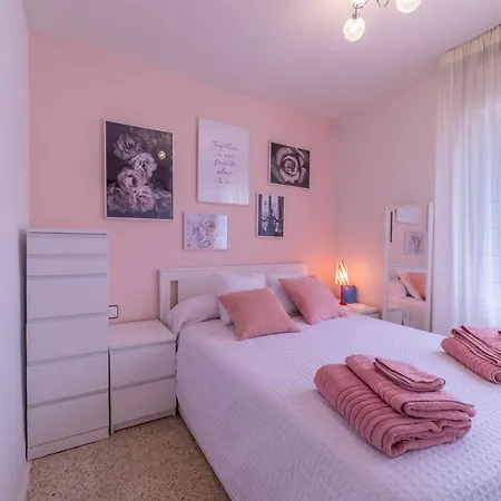 Atico Vinas Apartment *