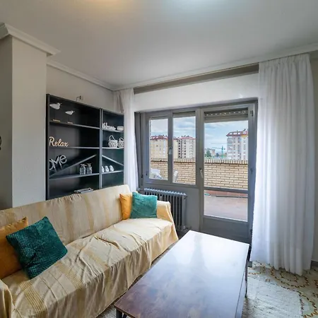 Atico Vinas Apartment *